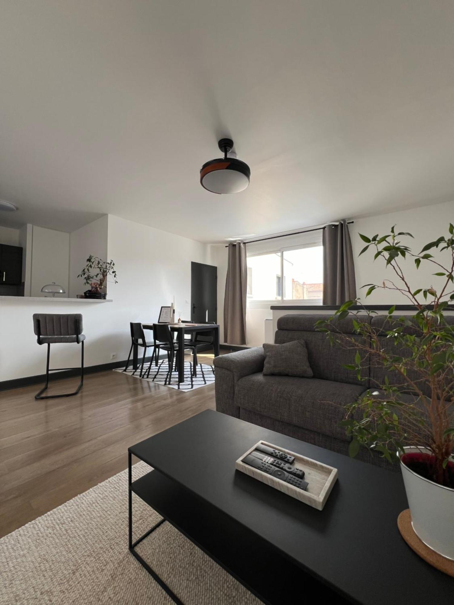 ラ・ロシェルHyper Centre A 80M Du Vieux Marche, T2 Calme Vue Sur Les Toits Rue Du Minageアパートメント エクステリア 写真